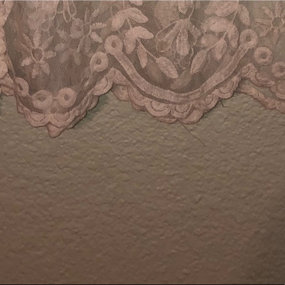 White Lace Tank top ✨🌟 - Picture 4 of 4